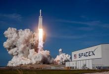 美國宇航局選擇SpaceX向月球通道運送貨物