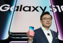 三星Galaxy S10智能手機(jī)經(jīng)過跌落測(cè)試