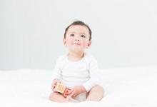 母乳性黃疸還能喂奶嗎應(yīng)該怎么辦