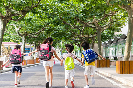 幼兒園圣誕節(jié)手工折紙6